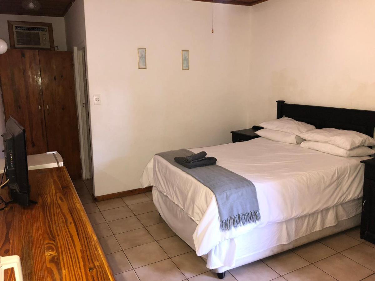 Carsdale Country Lodge Empangeni Esterno foto
