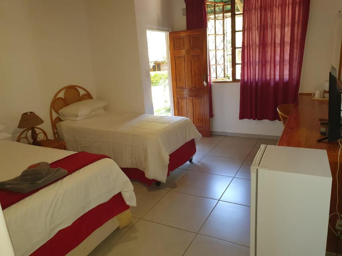Carsdale Country Lodge Empangeni Esterno foto